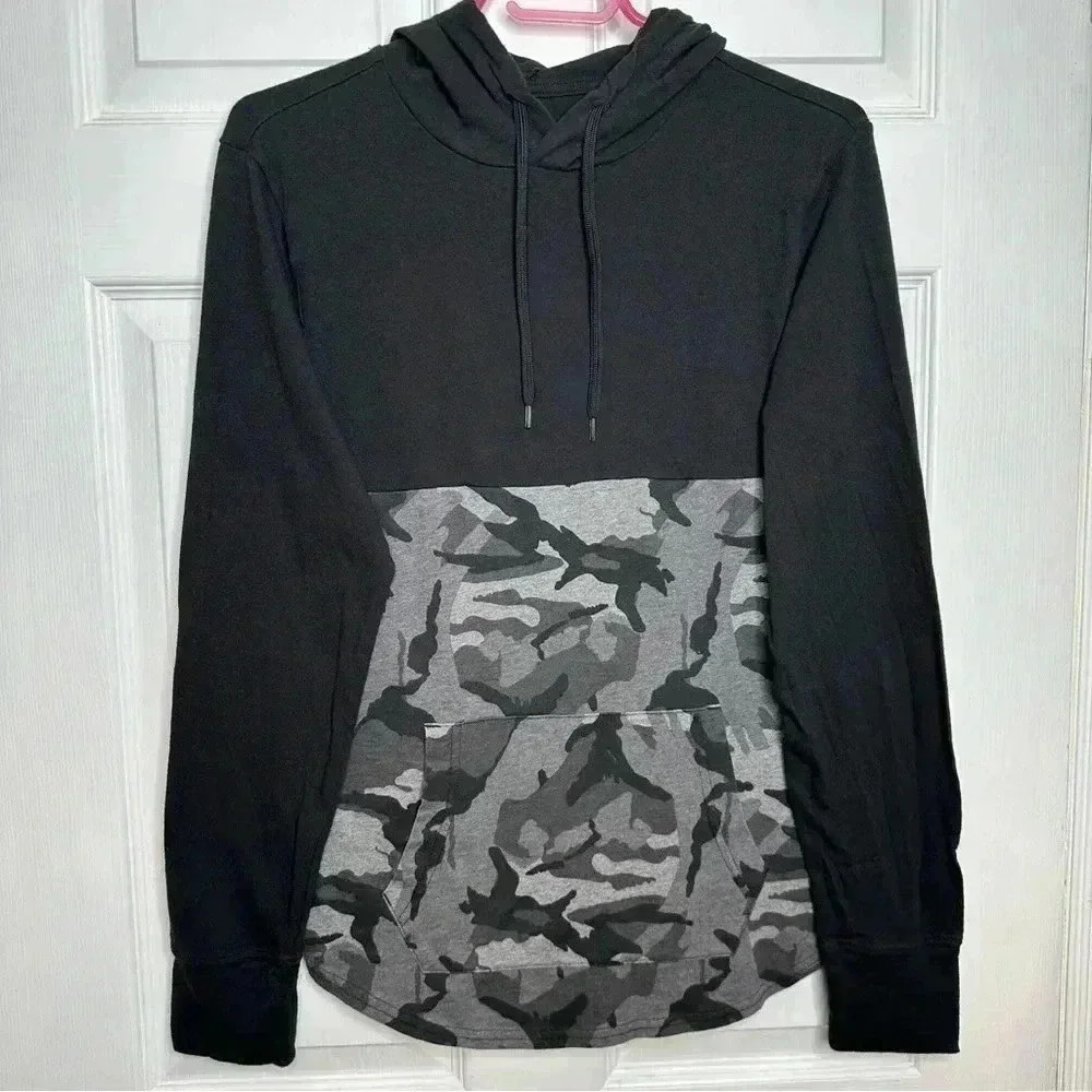 George Hoodie Thin Kangaroo Pocket Black & Grey Camo Size Small